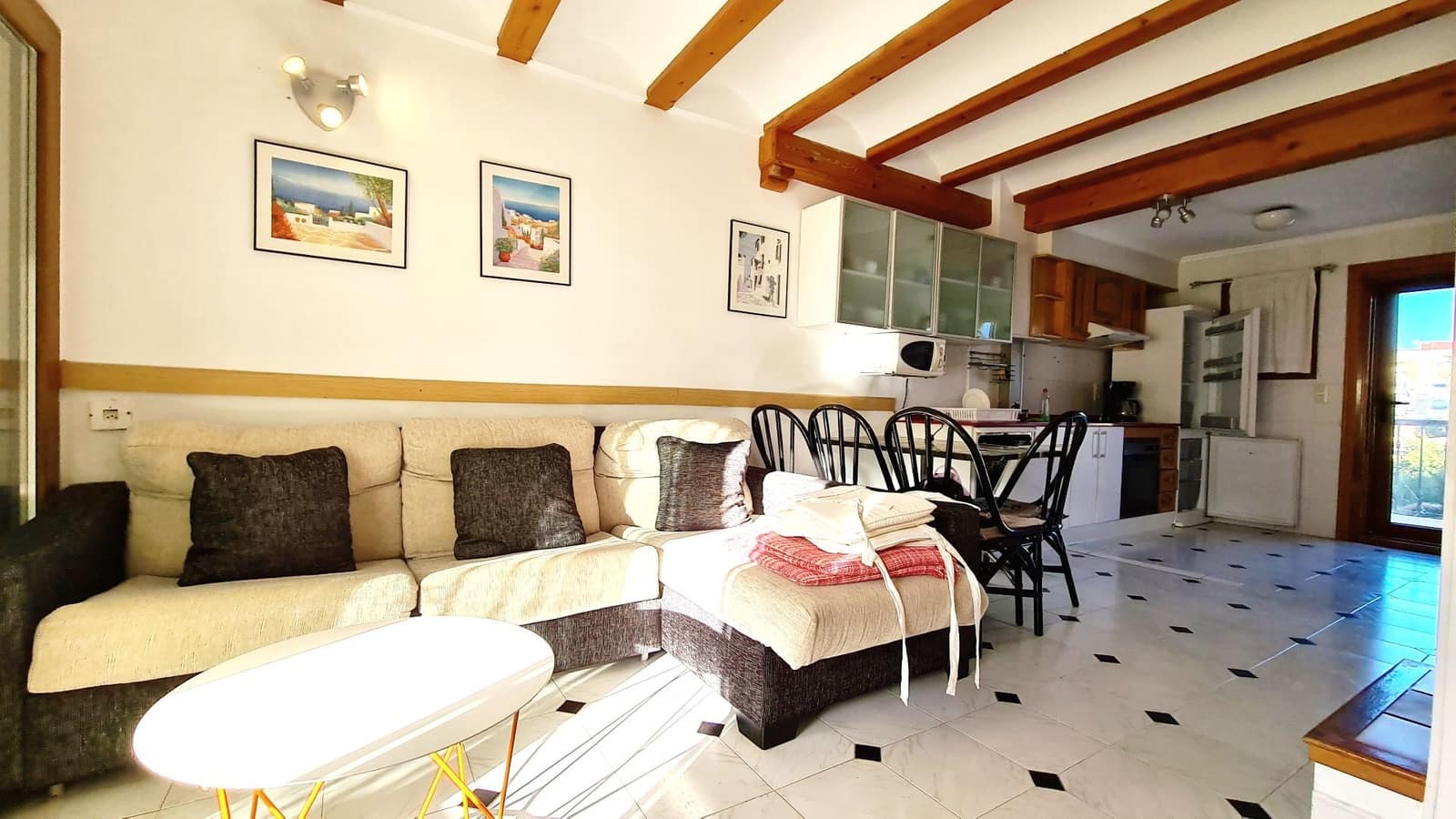 2 soveværelse Byhus til salg i Denia med garage - € 250.000 (Ref: 9072107)