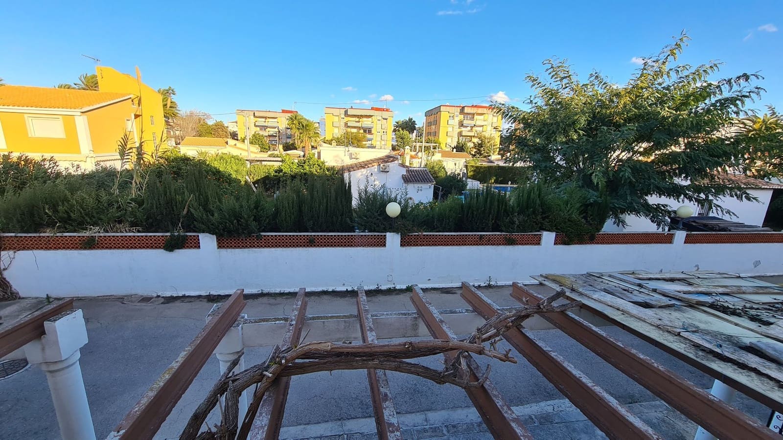 2 soveværelse Byhus til salg i Denia med garage - € 250.000 (Ref: 9072107)