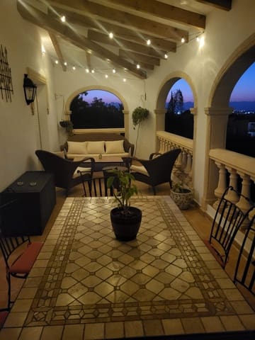 4 bedroom Villa for sale in Dénia with pool garage - € 799,000 (Ref: 9072108)