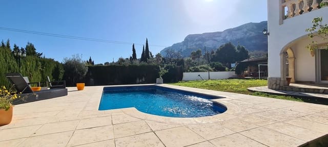 4 bedroom Villa for sale in Dénia with pool garage - € 799,000 (Ref: 9072108)