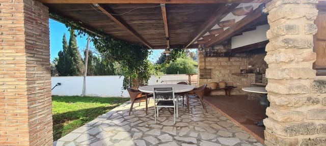 4 bedroom Villa for sale in Dénia with pool garage - € 799,000 (Ref: 9072108)