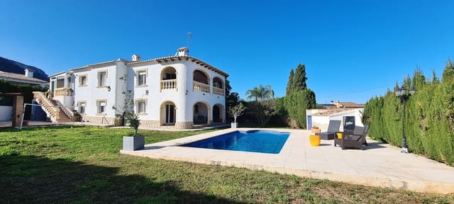 4 bedroom Villa for sale in Dénia with pool garage - € 799,000 (Ref: 9072108)