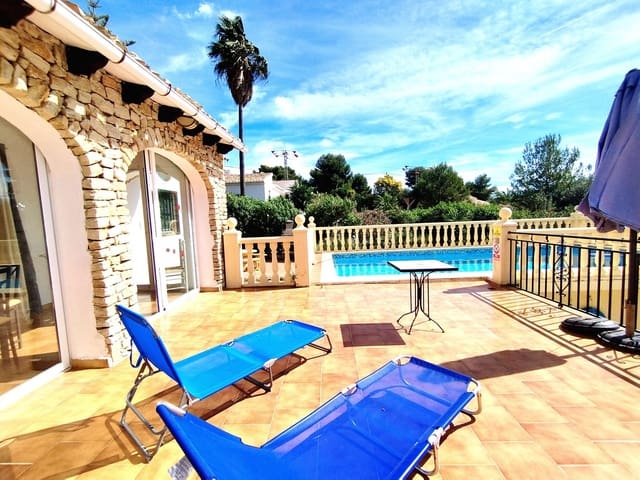 3 bedroom Villa for sale in Javea / Xàbia with pool garage - € 420,000 (Ref: 9072109)