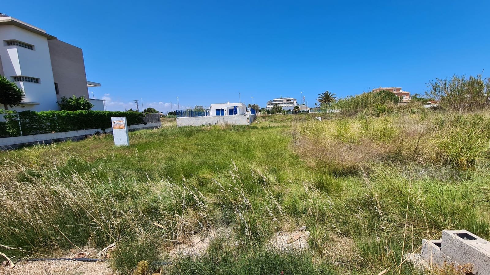 Mark till salu i Oliva - 170 000 € (Ref: 9072112)