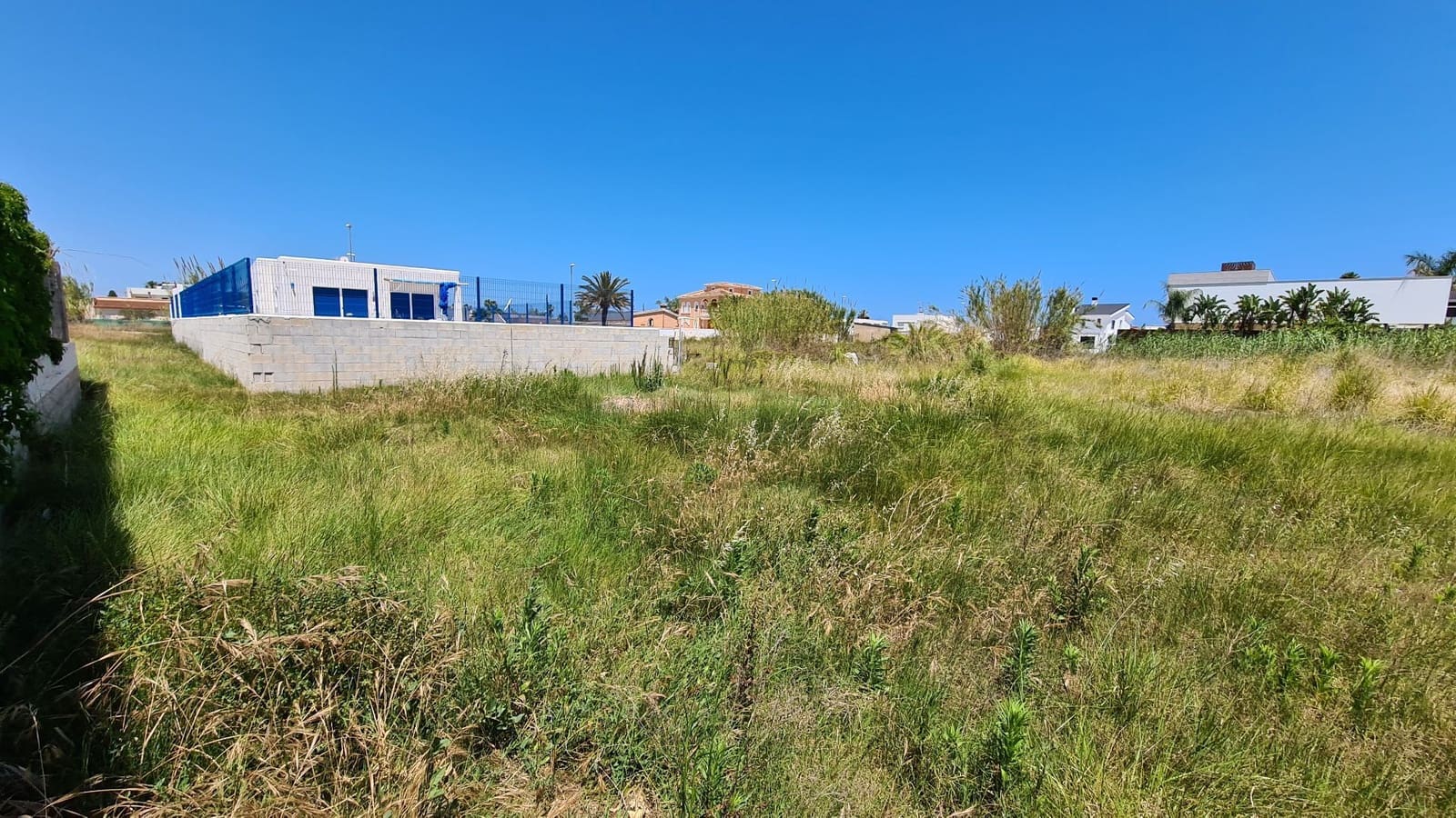 Mark till salu i Oliva - 170 000 € (Ref: 9072112)