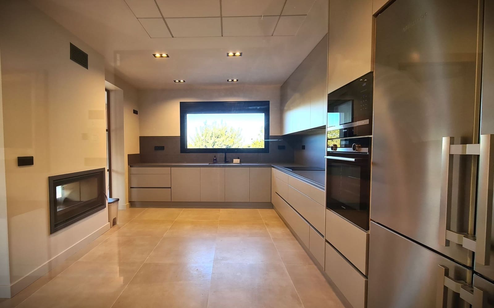 3 soveværelse Villa til salg i Denia med swimmingpool garage - € 1.590.000 (Ref: 9072116)