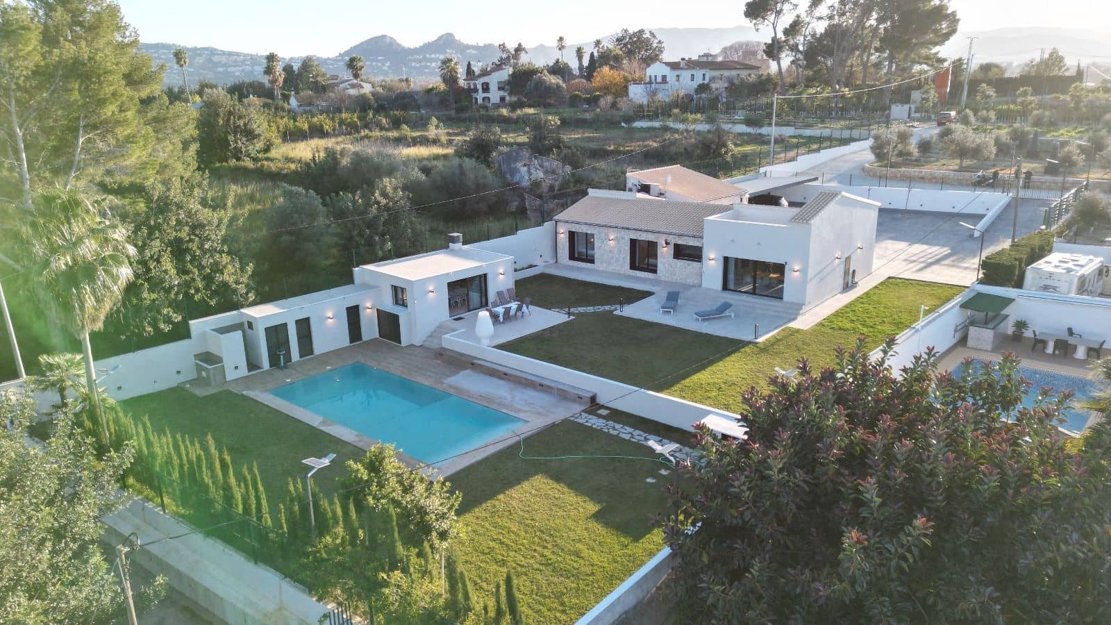 3 soveværelse Villa til salg i Denia med swimmingpool garage - € 1.590.000 (Ref: 9072116)