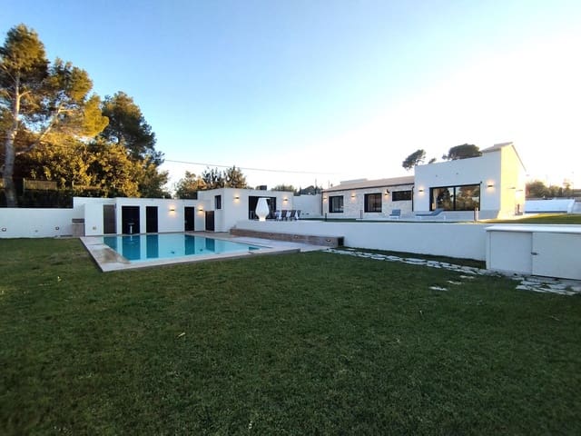3 soveværelse Villa til salg i La Xara - La Sella, Dénia med swimmingpool garage - € 1.590.000 (Ref: 9072116)