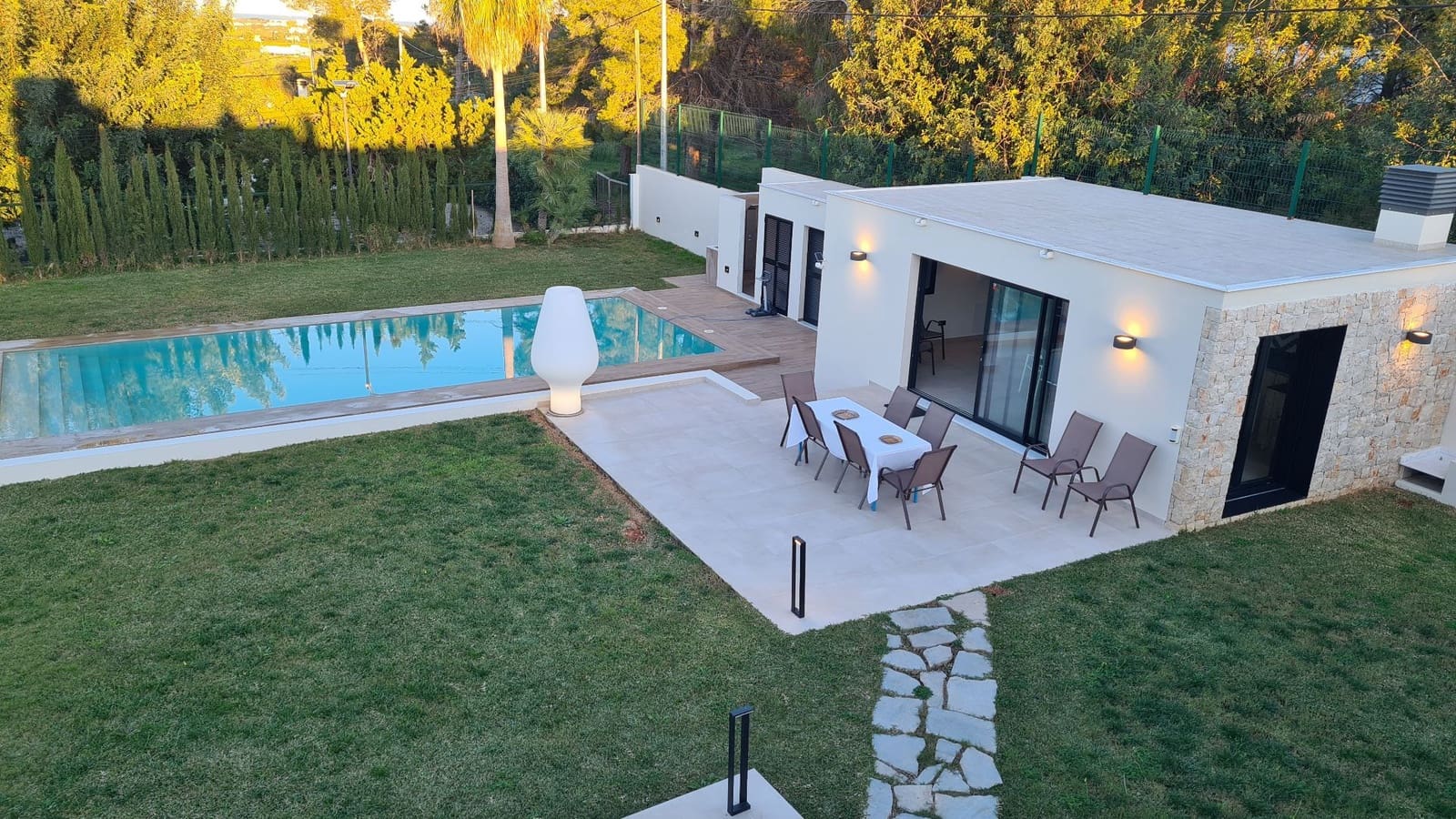 3 soveværelse Villa til salg i Denia med swimmingpool garage - € 1.590.000 (Ref: 9072116)