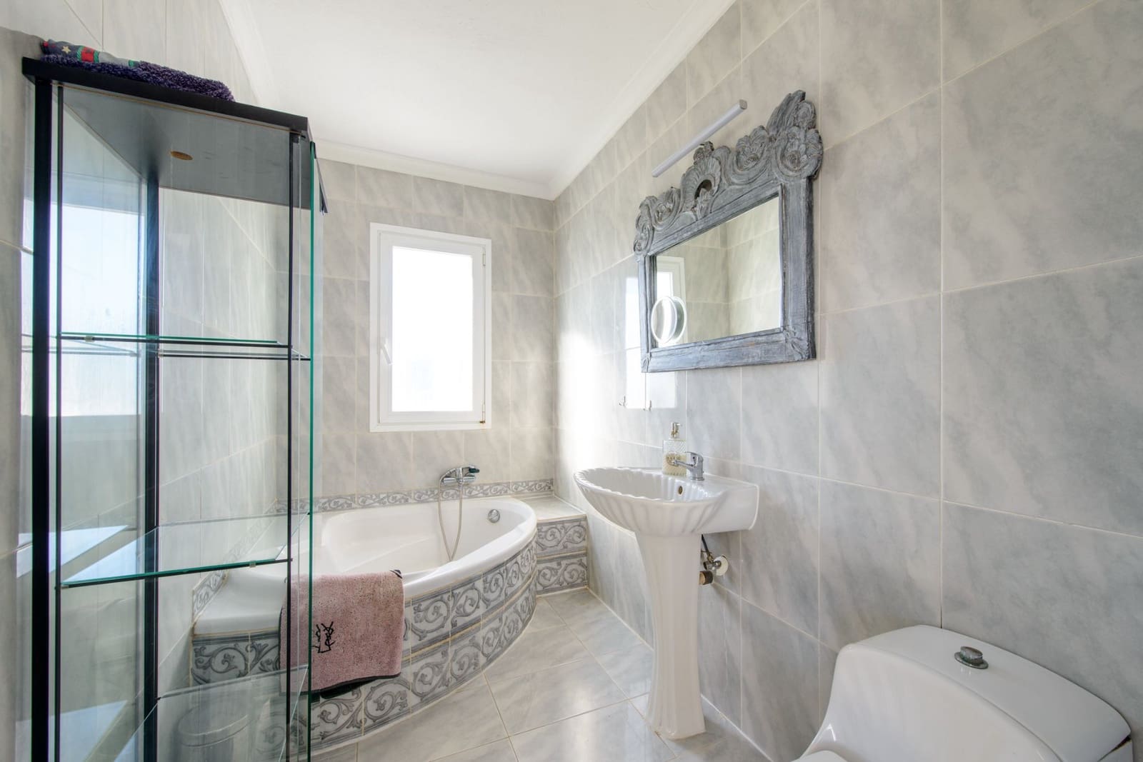 6 bedroom Villa for sale in Ibiza / Eivissa town with pool garage - € 3,500,000 (Ref: 9072129)