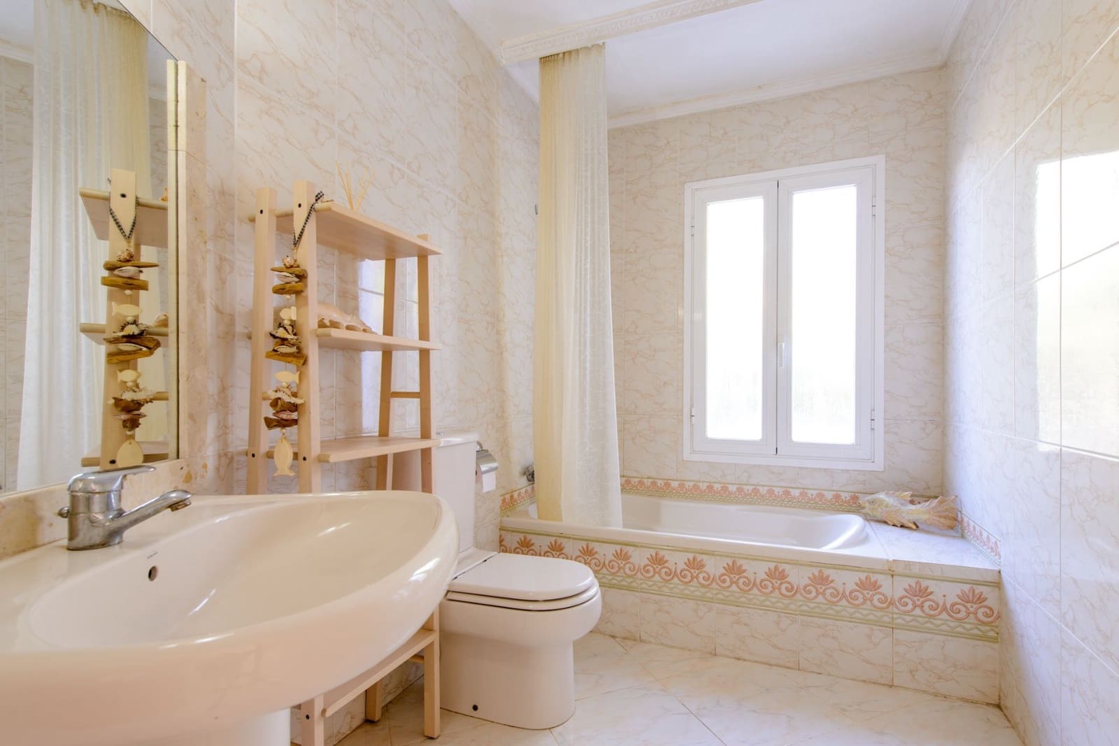 6 bedroom Villa for sale in Ibiza / Eivissa town with pool garage - € 3,500,000 (Ref: 9072129)