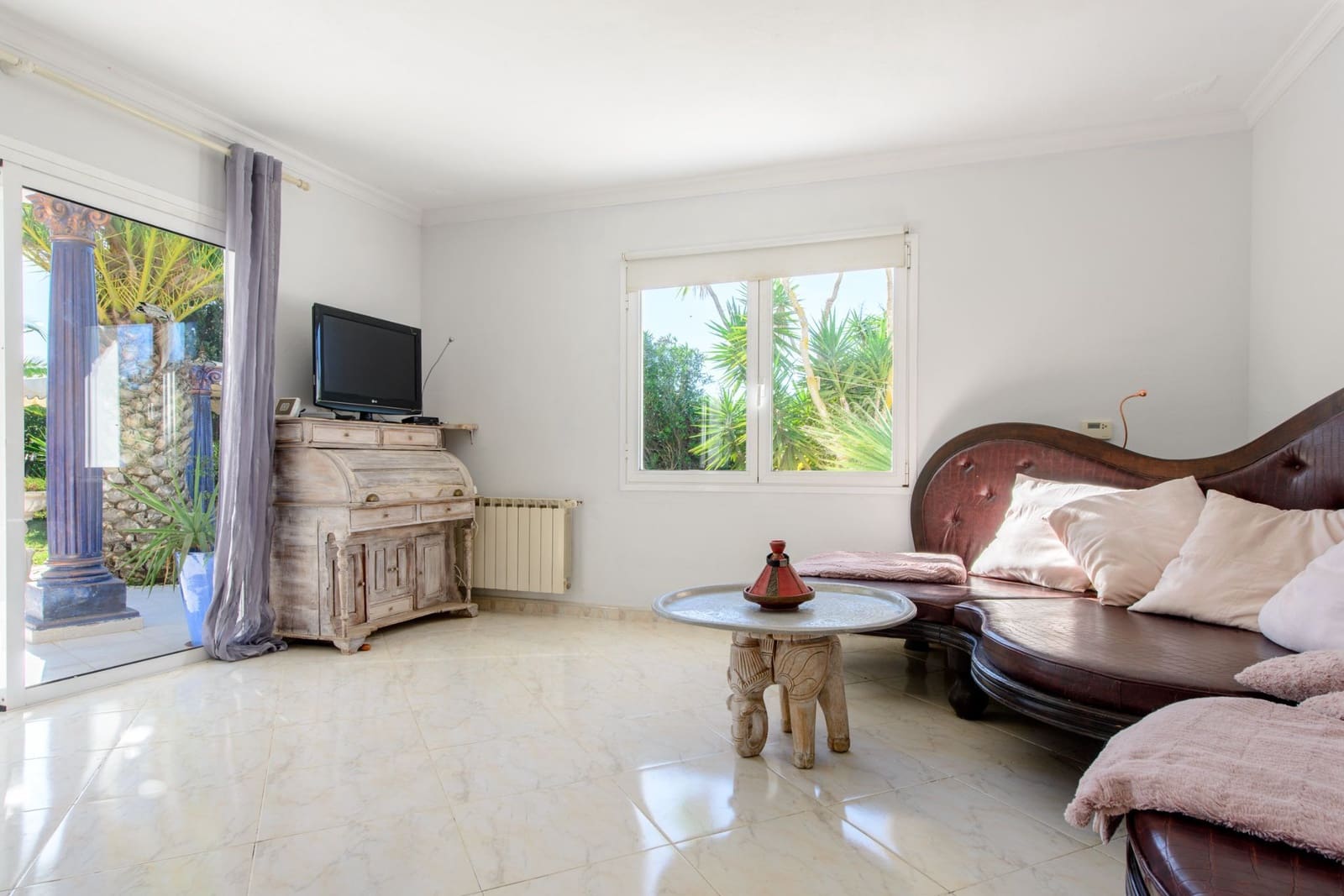 6 bedroom Villa for sale in Ibiza / Eivissa town with pool garage - € 3,500,000 (Ref: 9072129)