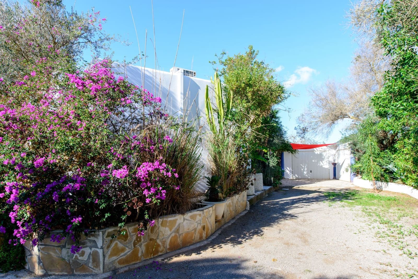 6 bedroom Villa for sale in Ibiza / Eivissa town with pool garage - € 3,500,000 (Ref: 9072129)