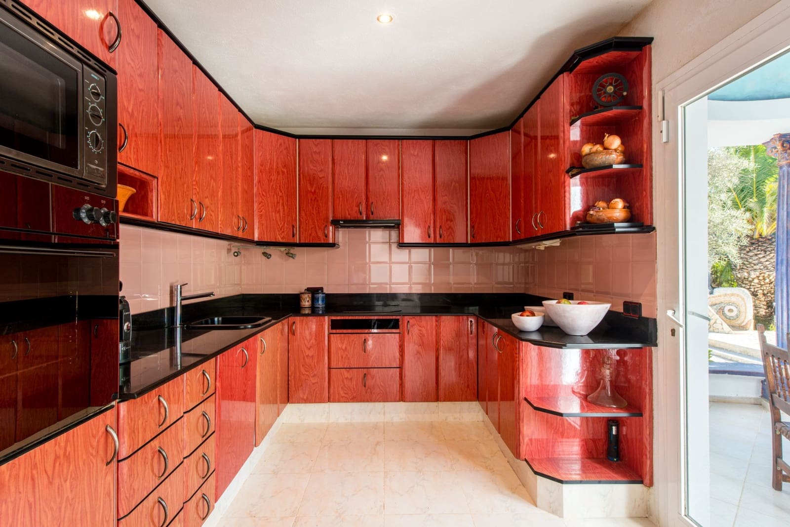 6 bedroom Villa for sale in Ibiza / Eivissa town with pool garage - € 3,500,000 (Ref: 9072129)