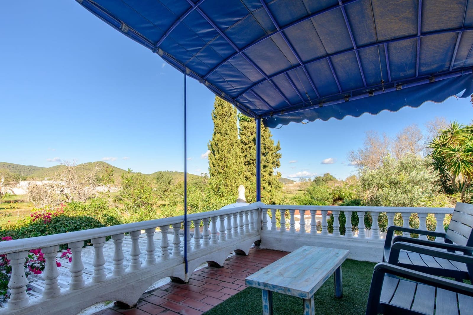 6 bedroom Villa for sale in Ibiza / Eivissa town with pool garage - € 3,500,000 (Ref: 9072129)