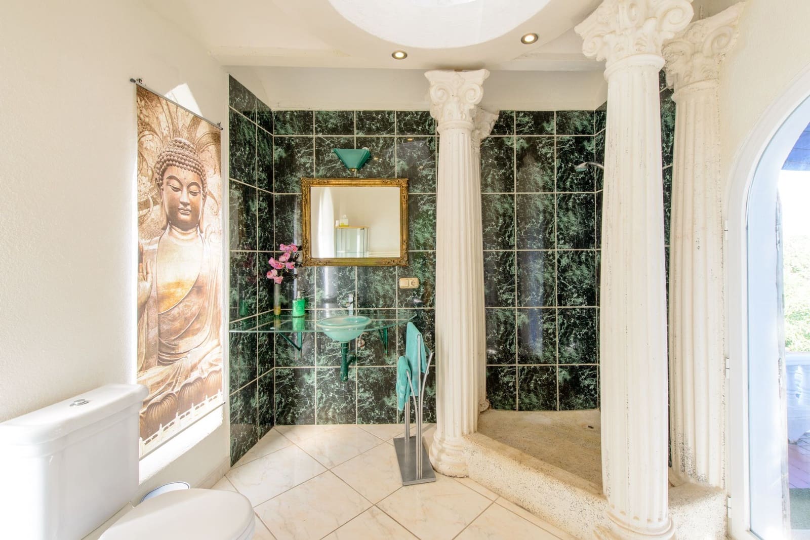 6 bedroom Villa for sale in Ibiza / Eivissa town with pool garage - € 3,500,000 (Ref: 9072129)