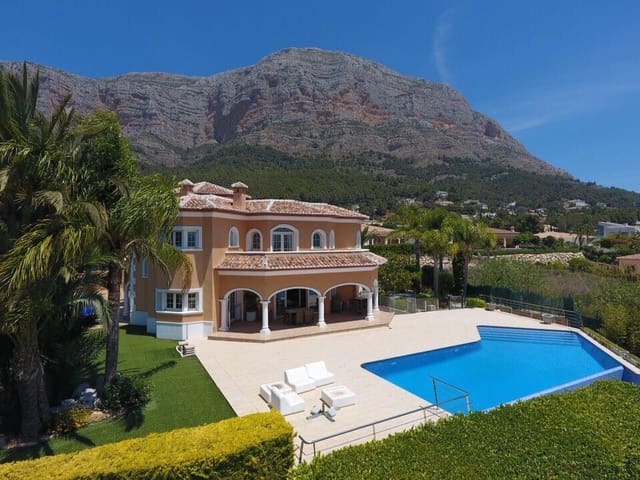5 soverom Villa til salgs i Montgó - Ermita, Javea / Xàbia med svømmebasseng garasje - € 1 250 000 (Ref: 9072156)