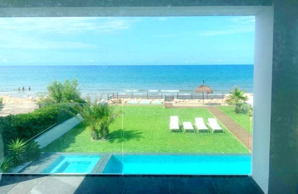 4 slaapkamer Villa te koop in Denia met zwembad garage - € 3.000.000 (Ref: 9072170)