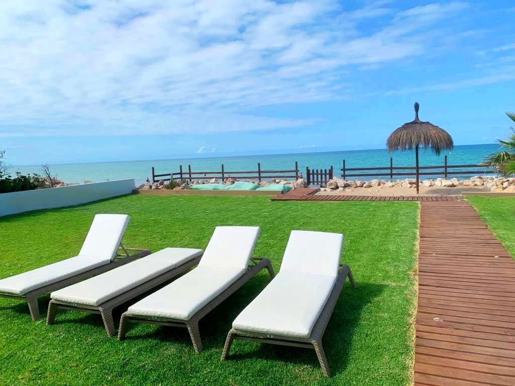 4 slaapkamer Villa te koop in Denia met zwembad garage - € 3.000.000 (Ref: 9072170)