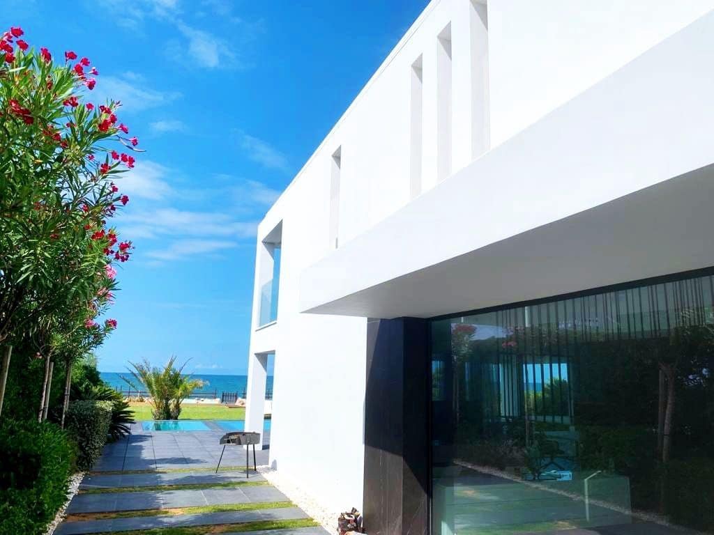 4 slaapkamer Villa te koop in Denia met zwembad garage - € 3.000.000 (Ref: 9072170)