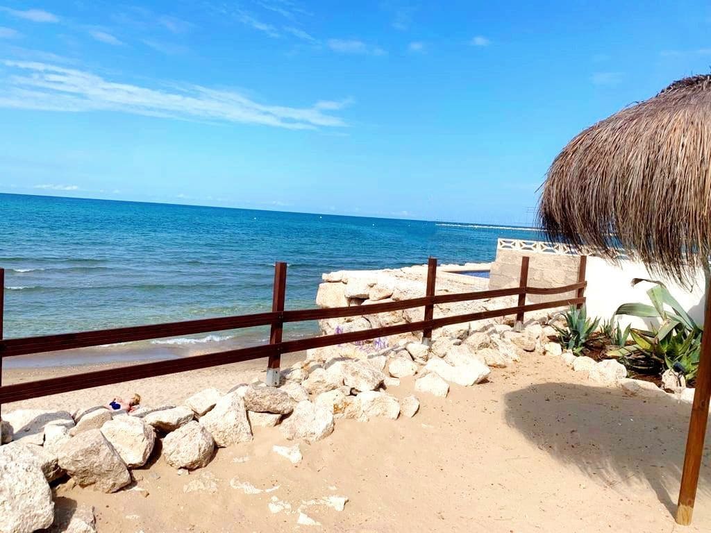 4 slaapkamer Villa te koop in Denia met zwembad garage - € 3.000.000 (Ref: 9072170)