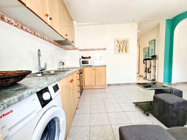 3 chambre Appartement à vendre à Orba - 140 000 € (Ref: 9073122)