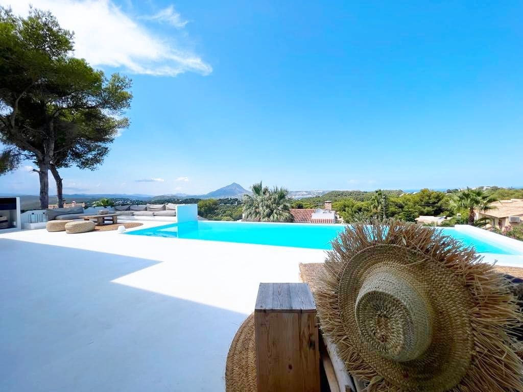 4 slaapkamer Villa te koop in Javea / Xabia met zwembad garage - € 1.395.000 (Ref: 9076092)