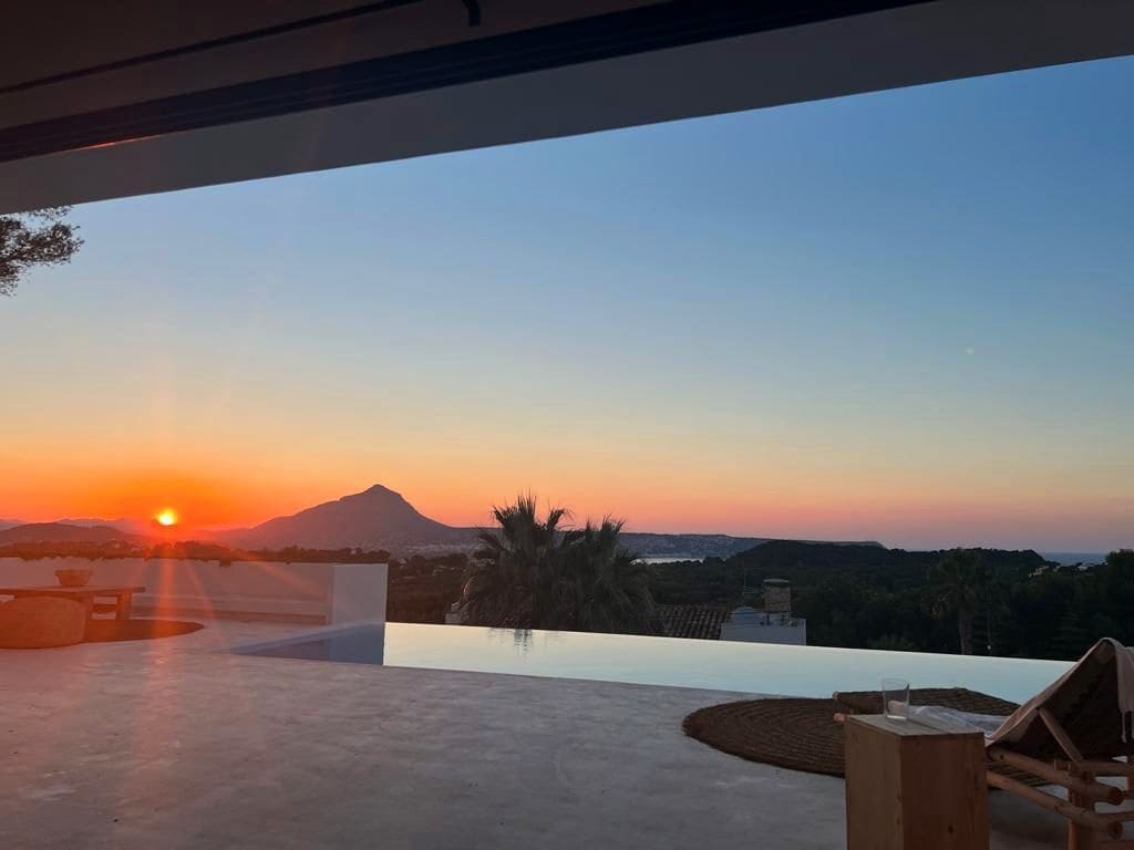 4 slaapkamer Villa te koop in Javea / Xabia met zwembad garage - € 1.395.000 (Ref: 9076092)