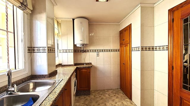 3 bedroom Apartment for sale in Piles - € 140,000 (Ref: 9104260)