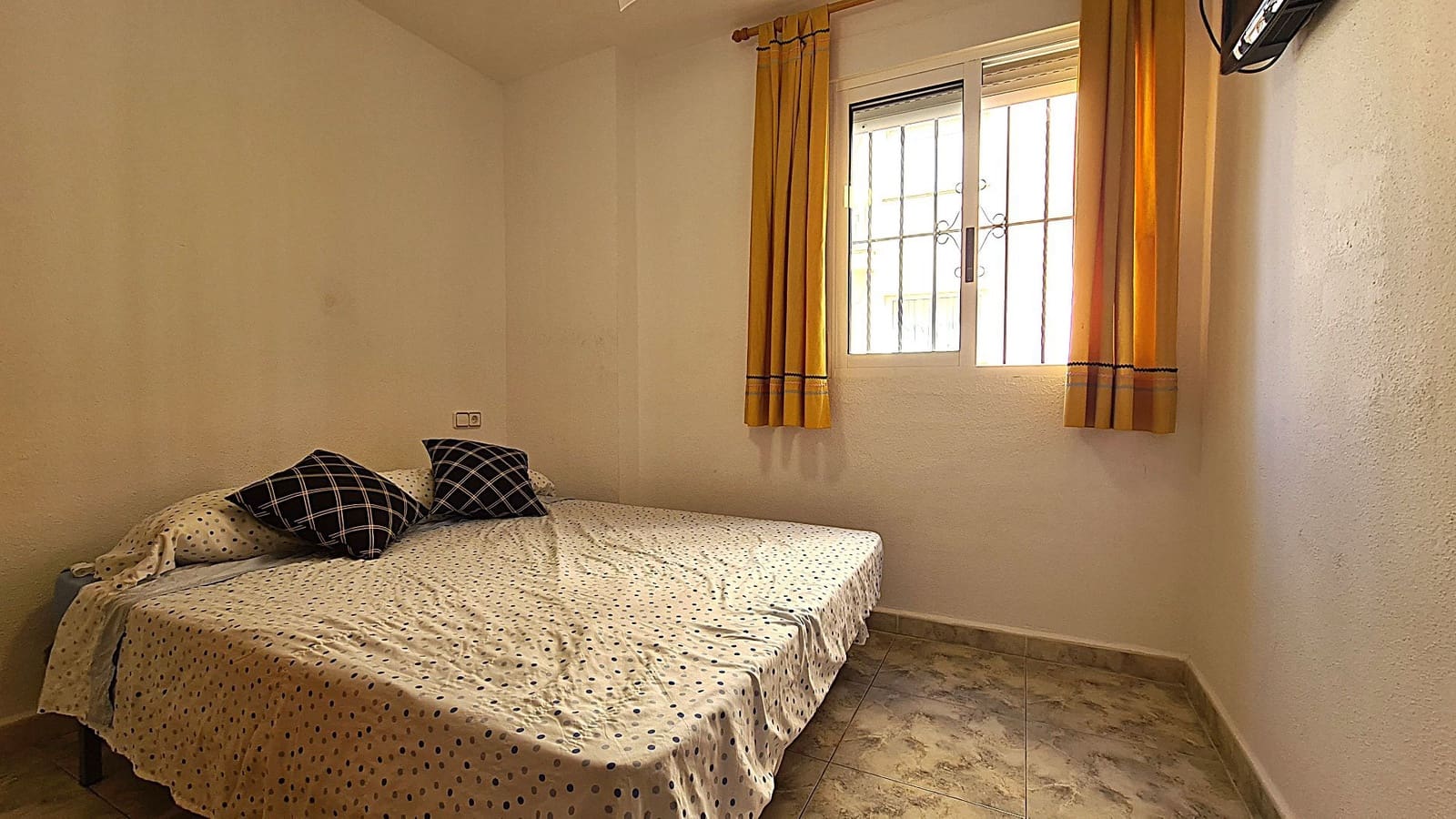 3 chambre Appartement à vendre à Piles - 140 000 € (Ref: 9104260)