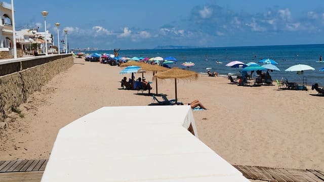 3 bedroom Apartment for sale in Piles - € 140,000 (Ref: 9104260)