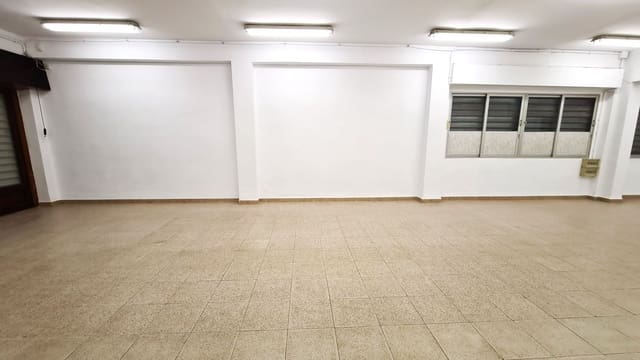 3 slaapkamer Commercieel te koop in Miramar - € 320.000 (Ref: 9126505)