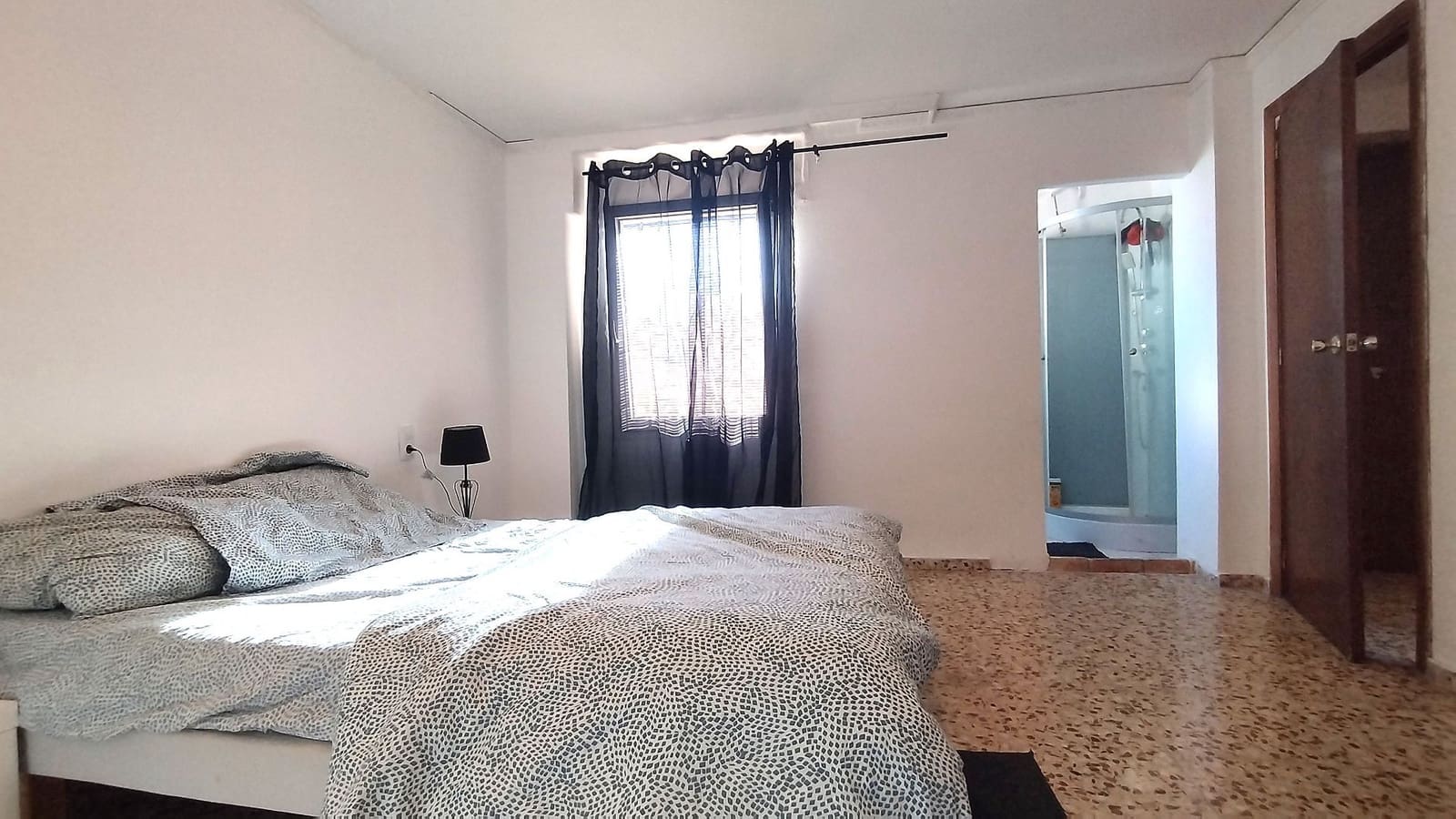 6 soverom Hus til salgs i Oliva med garasje - € 260 000 (Ref: 9130667)