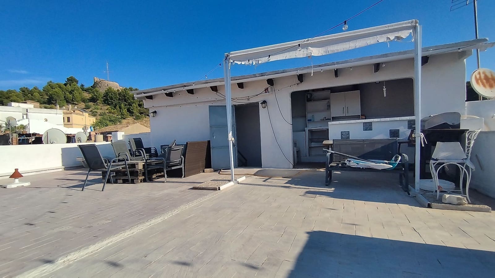 6 soverom Hus til salgs i Oliva med garasje - € 260 000 (Ref: 9130667)