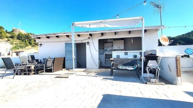 6 slaapkamer Huis te koop in Oliva met garage - € 260.000 (Ref: 9130667)