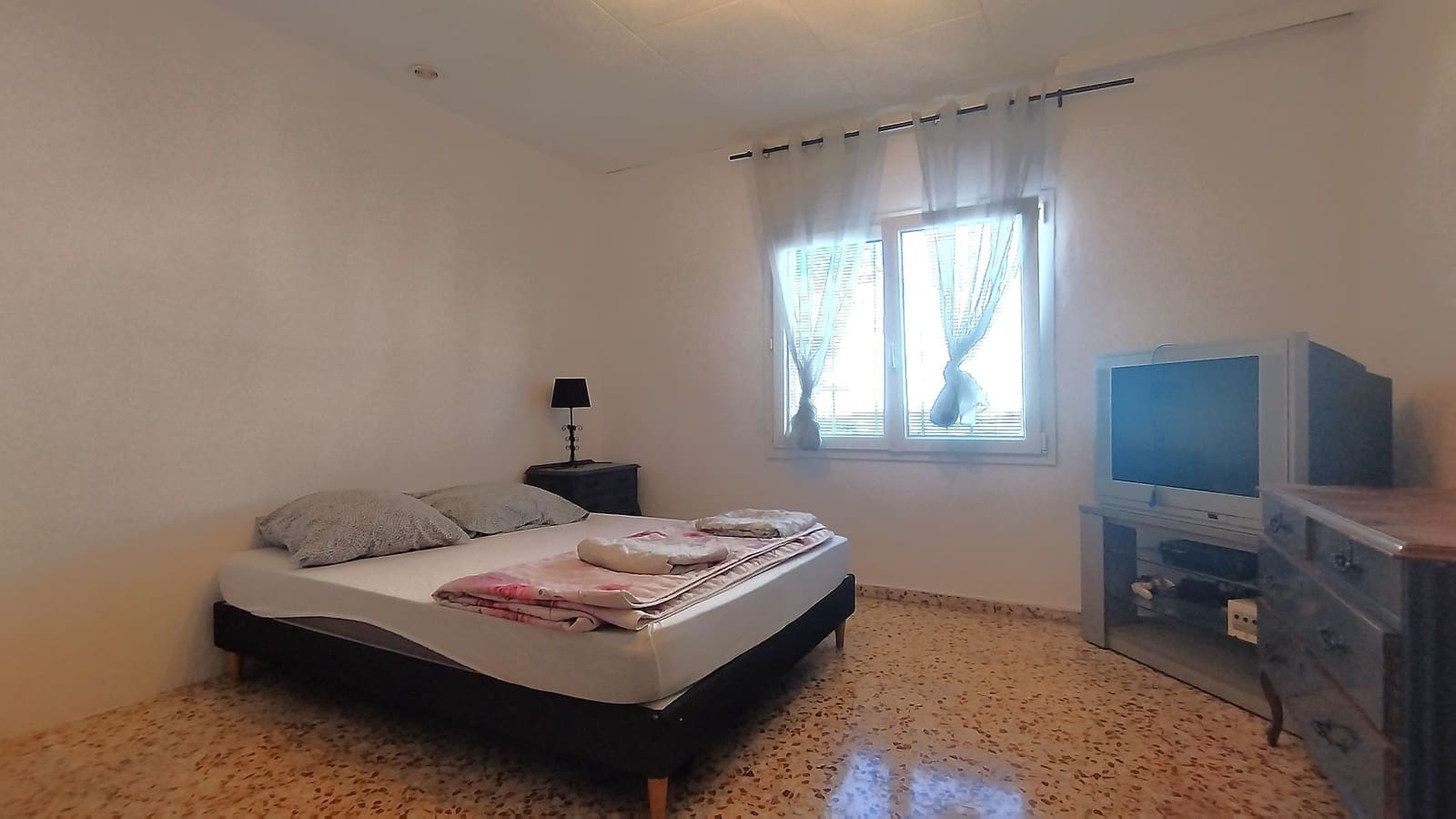 6 soverom Hus til salgs i Oliva med garasje - € 260 000 (Ref: 9130667)