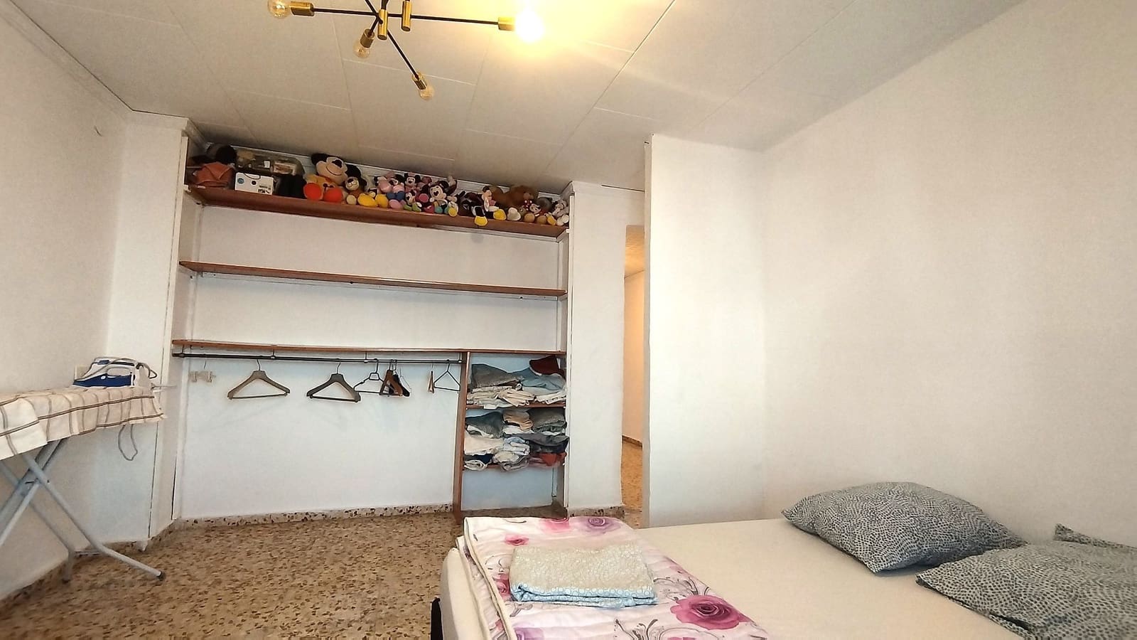 6 soverom Hus til salgs i Oliva med garasje - € 260 000 (Ref: 9130667)