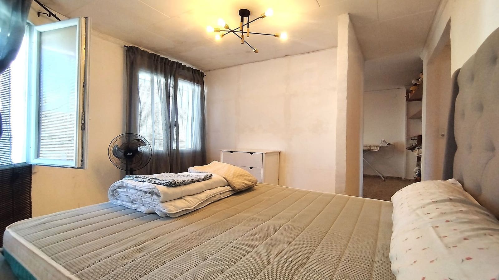 6 soverom Hus til salgs i Oliva med garasje - € 260 000 (Ref: 9130667)