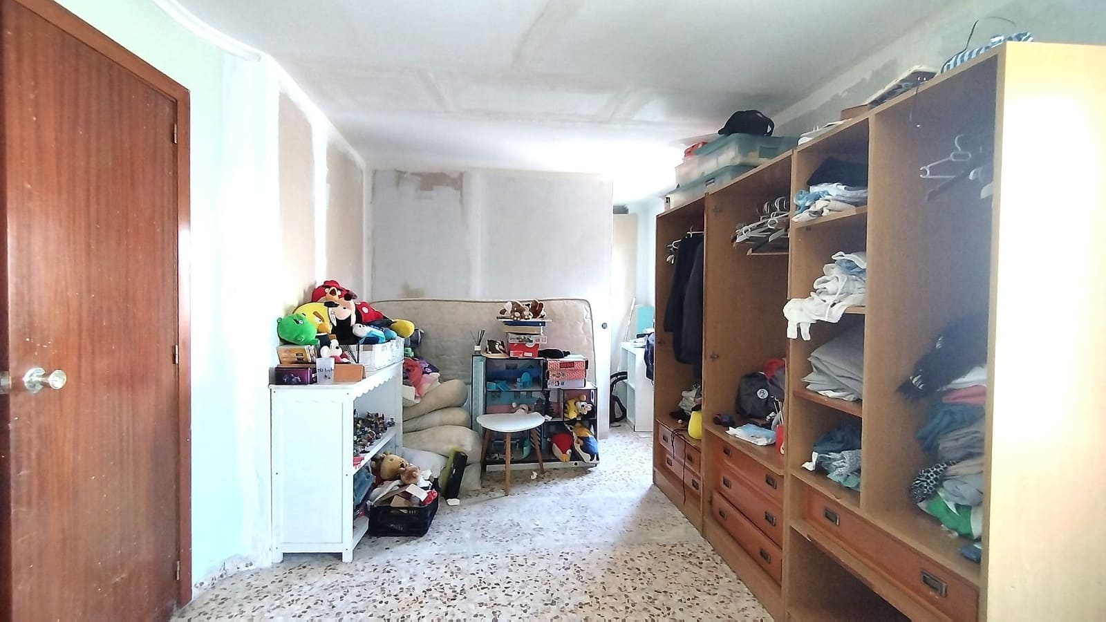 6 soverom Hus til salgs i Oliva med garasje - € 260 000 (Ref: 9130667)