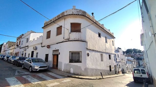 6 slaapkamer Huis te koop in Oliva met garage - € 260.000 (Ref: 9130667)