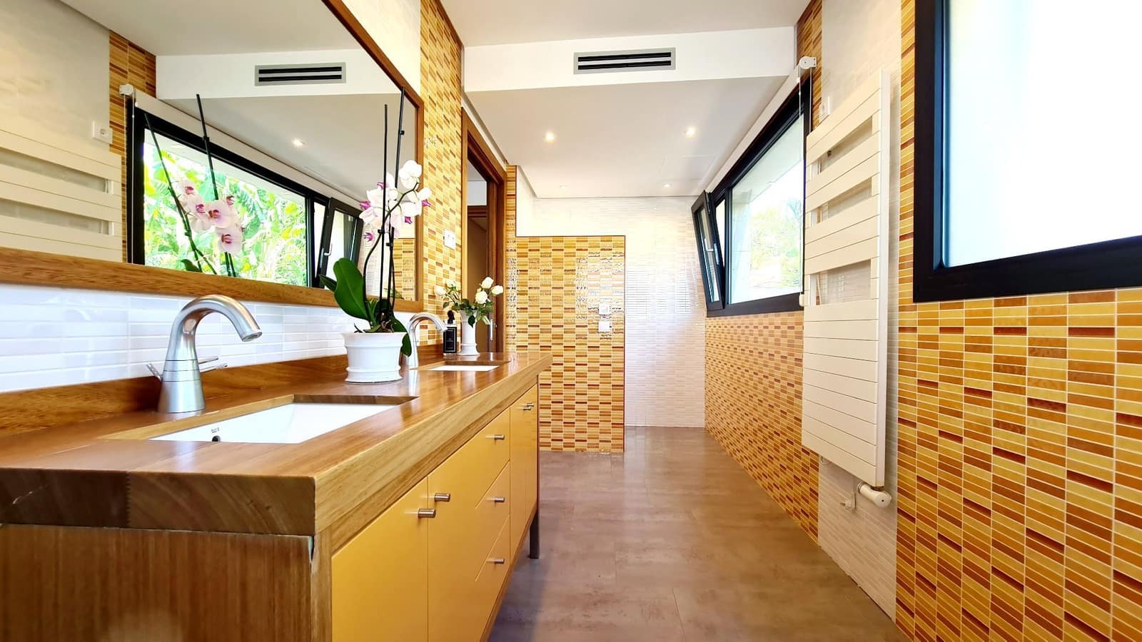 4 soveværelse Villa til salg i Javea / Xabia med swimmingpool garage - € 1.790.000 (Ref: 9143400)