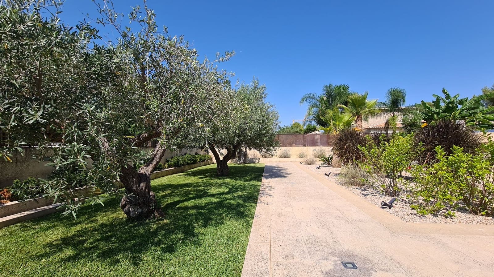 4 soveværelse Villa til salg i Javea / Xabia med swimmingpool garage - € 1.790.000 (Ref: 9143400)