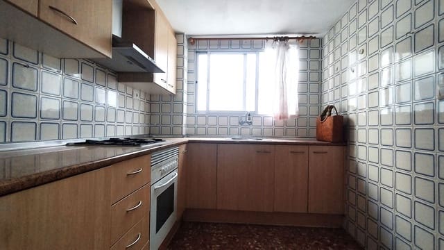 4 chambre Appartement à vendre à Oliva Pueblo, Oliva - 135 000 € (Ref: 9154731)