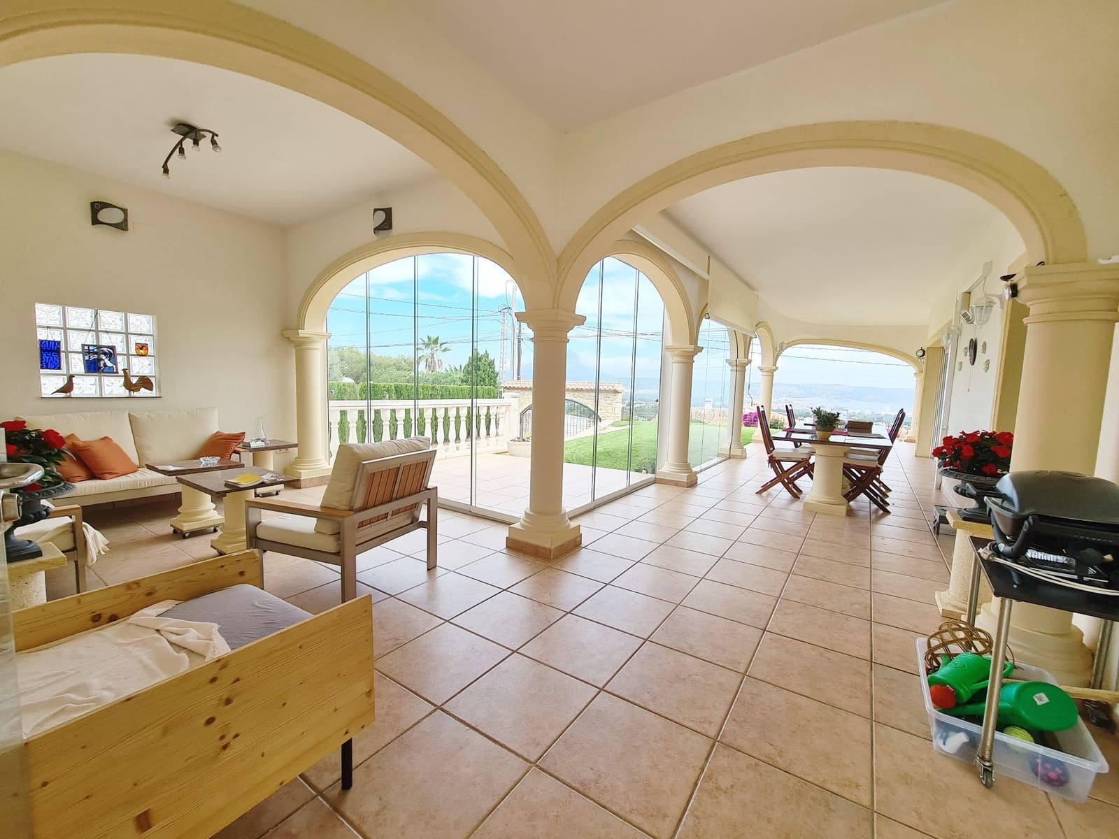 4 bedroom Villa for sale in Javea / Xabia with pool garage - € 1,300,000 (Ref: 9195254)