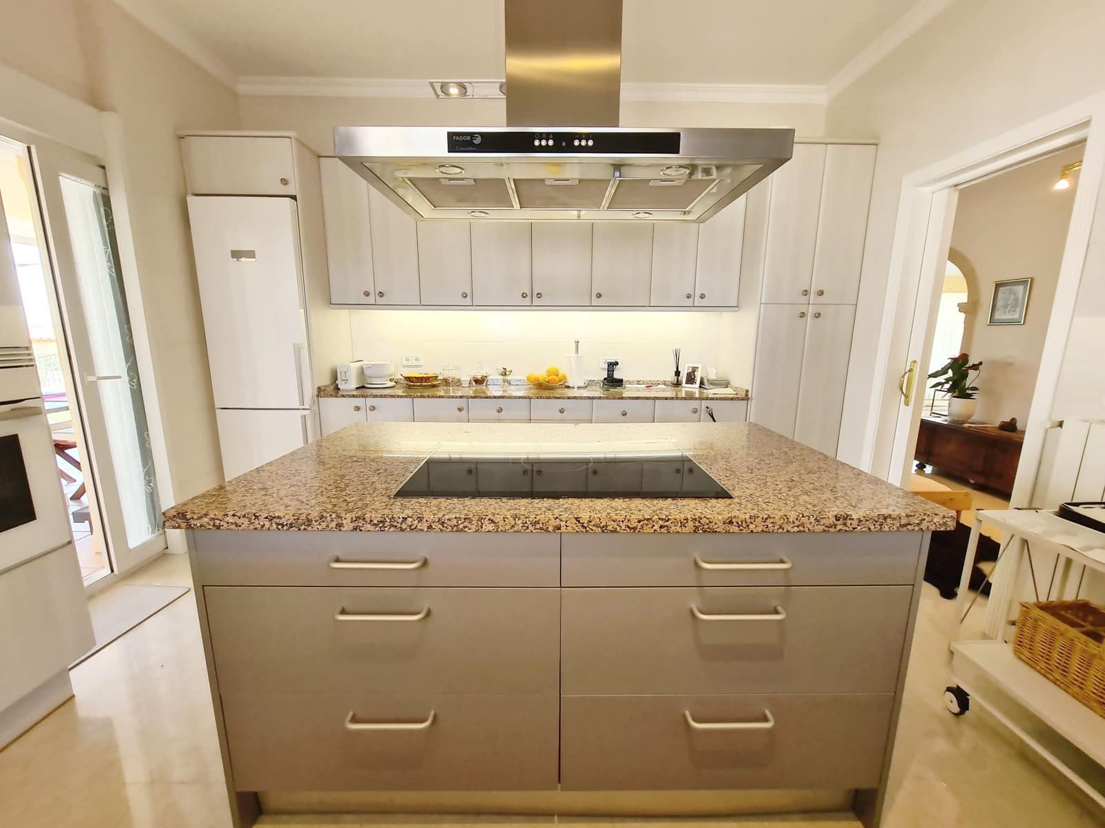 4 bedroom Villa for sale in Javea / Xabia with pool garage - € 1,300,000 (Ref: 9195254)