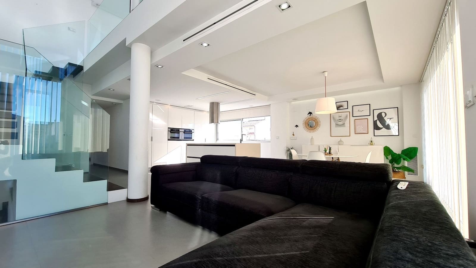 3 soverom Villa til salgs i Bellreguard med garasje - € 300 000 (Ref: 9208069)