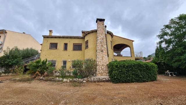 8 soveværelse Villa til salg i Alcalalí / Alcanalí med garage - € 450.000 (Ref: 9254682)