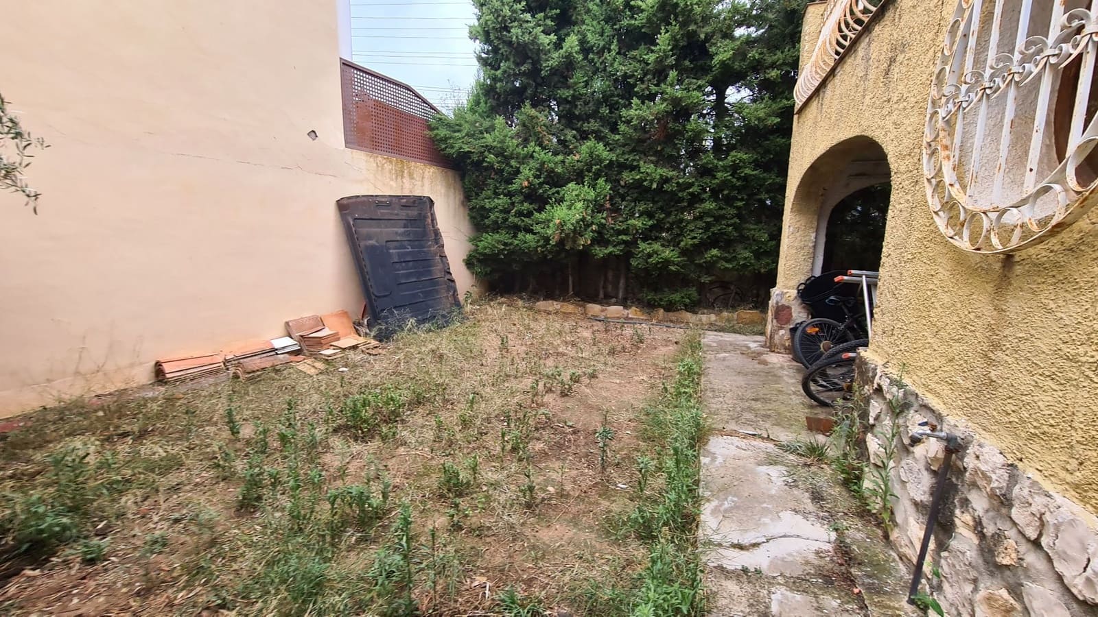 8 slaapkamer Villa te koop in Alcalali / Alcanali met garage - € 450.000 (Ref: 9254682)