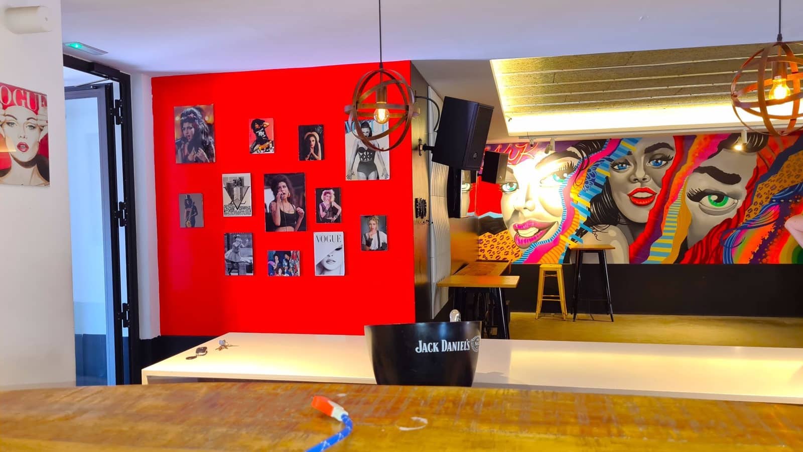 Commercial for sale in Oliva - € 390,000 (Ref: 9334358)