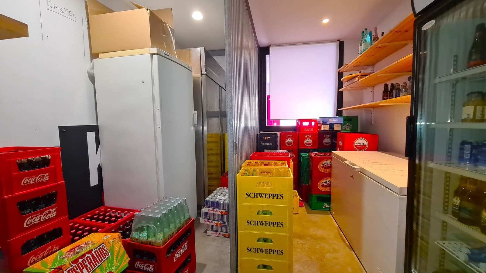 Commercial for sale in Oliva - € 390,000 (Ref: 9334358)